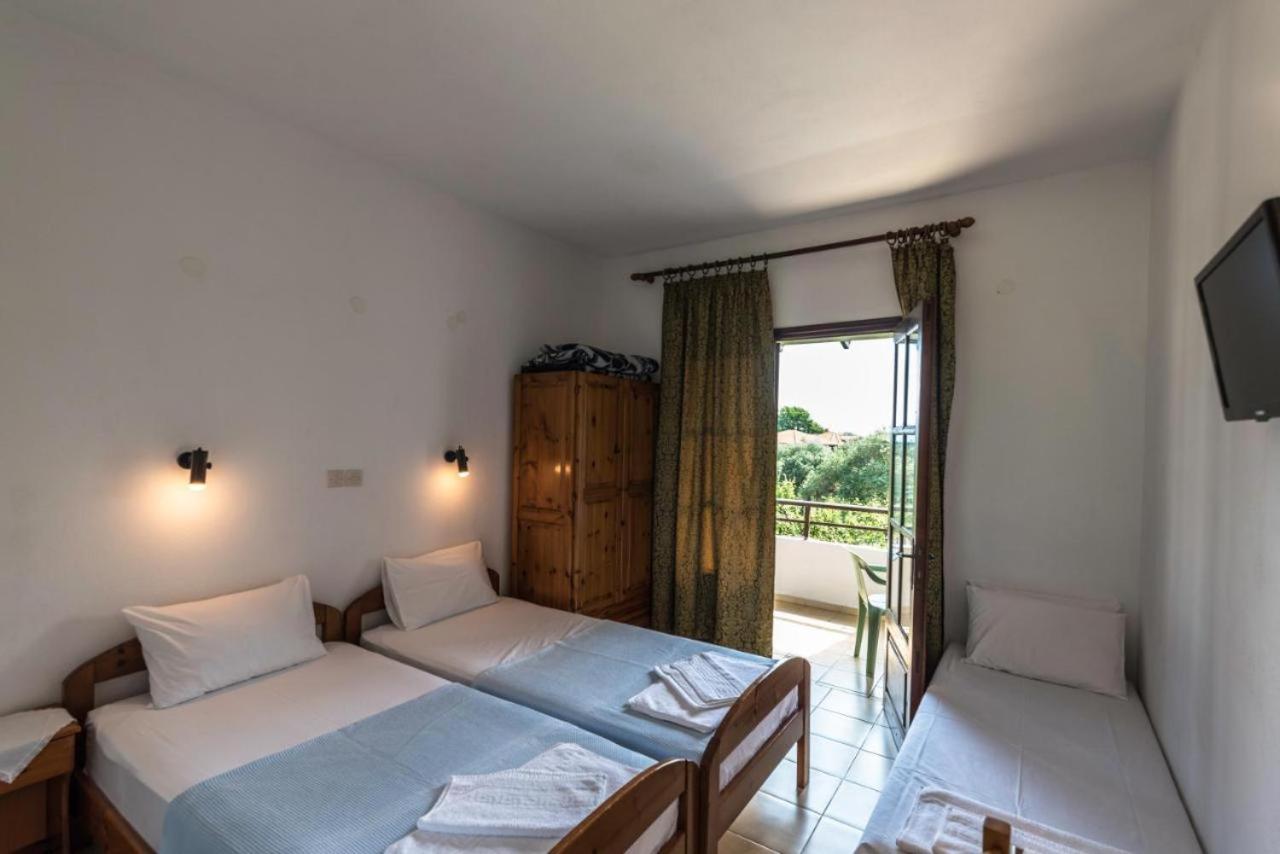 Olive Studios And Apartments 斯卡拉伯塔麦斯 外观 照片